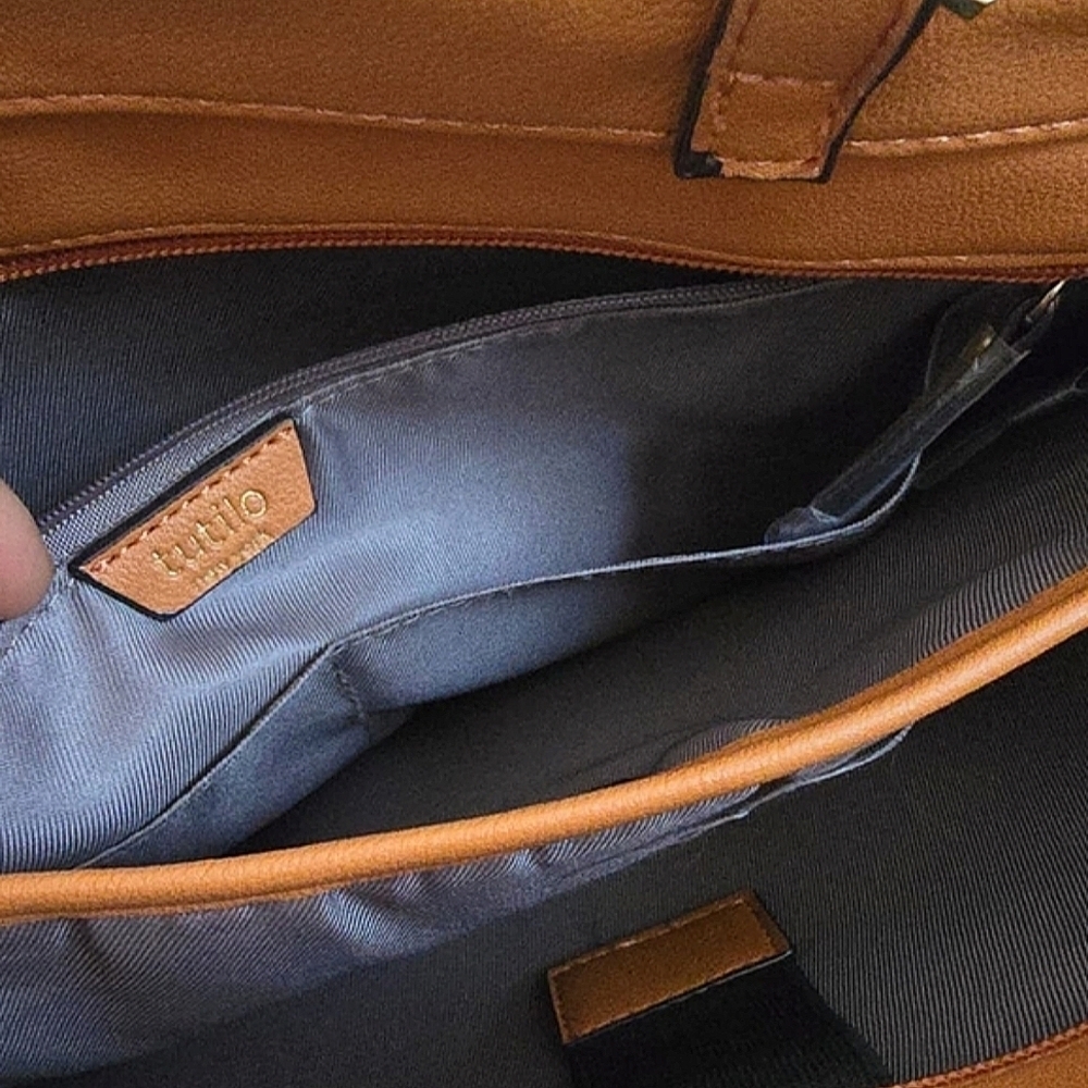 Tutilo New York The Influencer Collection Cognac Hand Bag. 🌴 - Picture 5 of 9